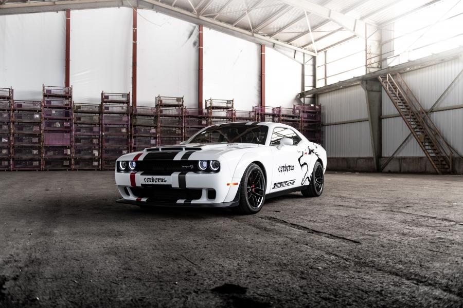  Dodge Challenger SRT Hellcat Cerberus by GeigerCars 2019 года  (фото 1 из 16)